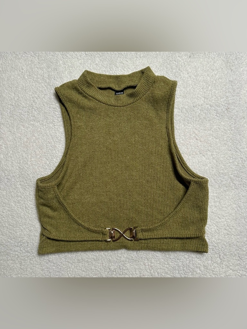 SHEIN Olive Ribbed Mock Neck Crop Top with Gold Clasp